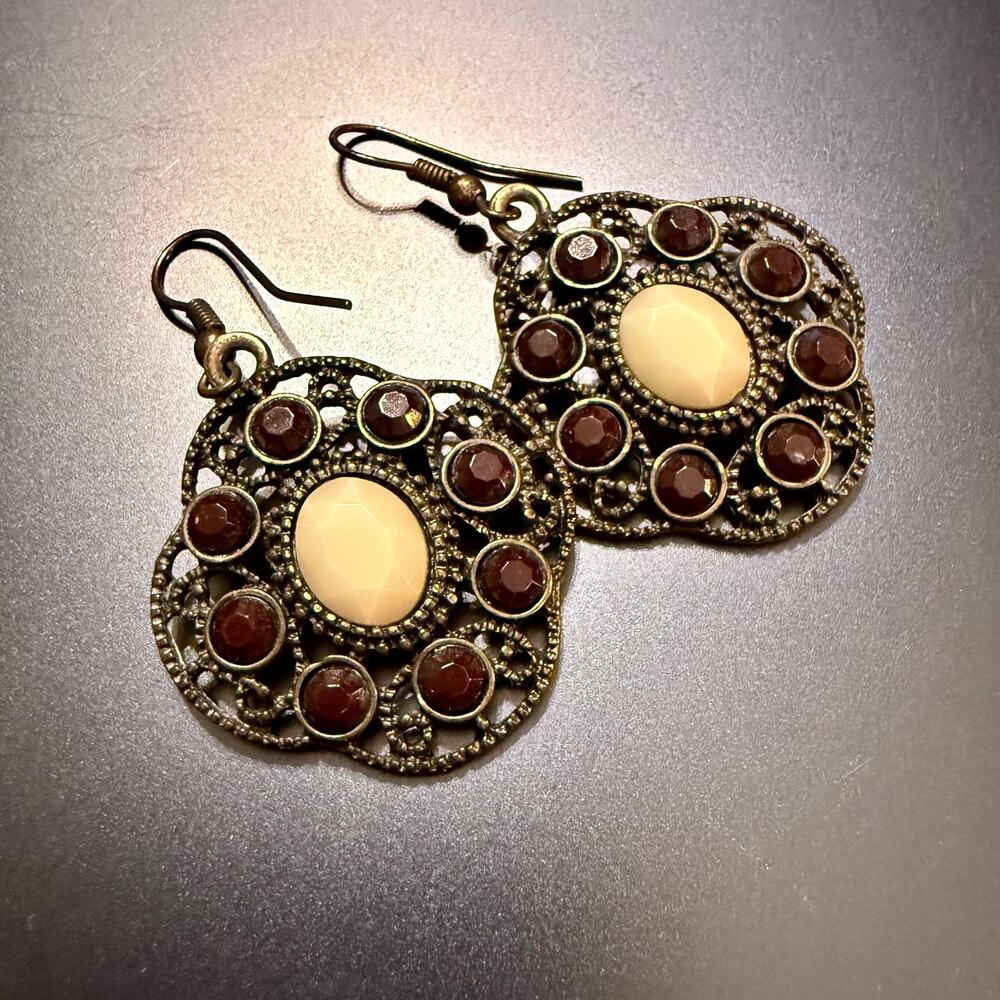 Romantic Antique Style Cabochon Filigree Drop Earrings